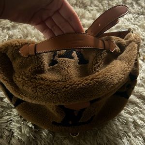 LV FUR BUMBAG